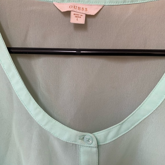 Guess blouse - Picture 2 of 4